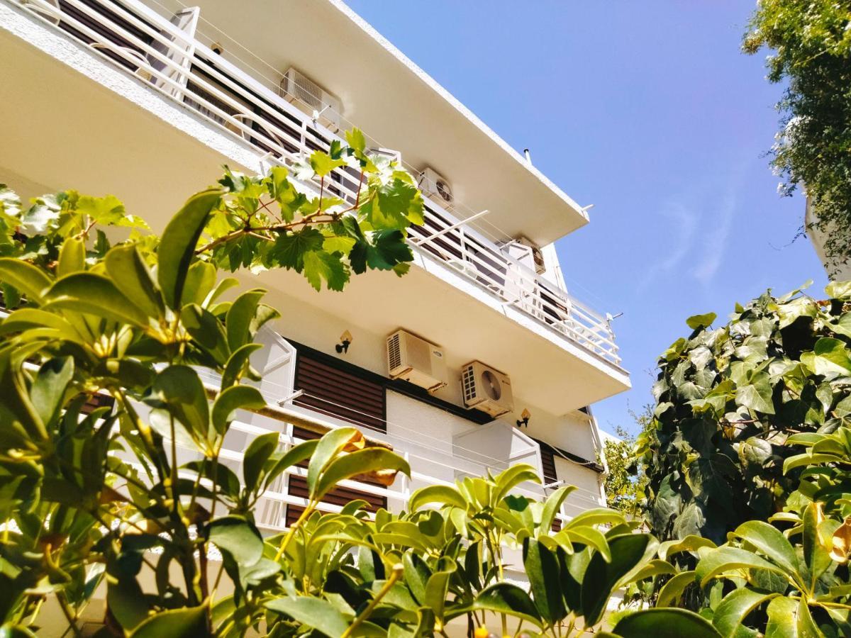 Golden Star Hotel Ajía Marína Kültér fotó